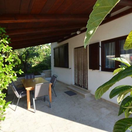 Apartment "Monte" Pula Exterior photo
